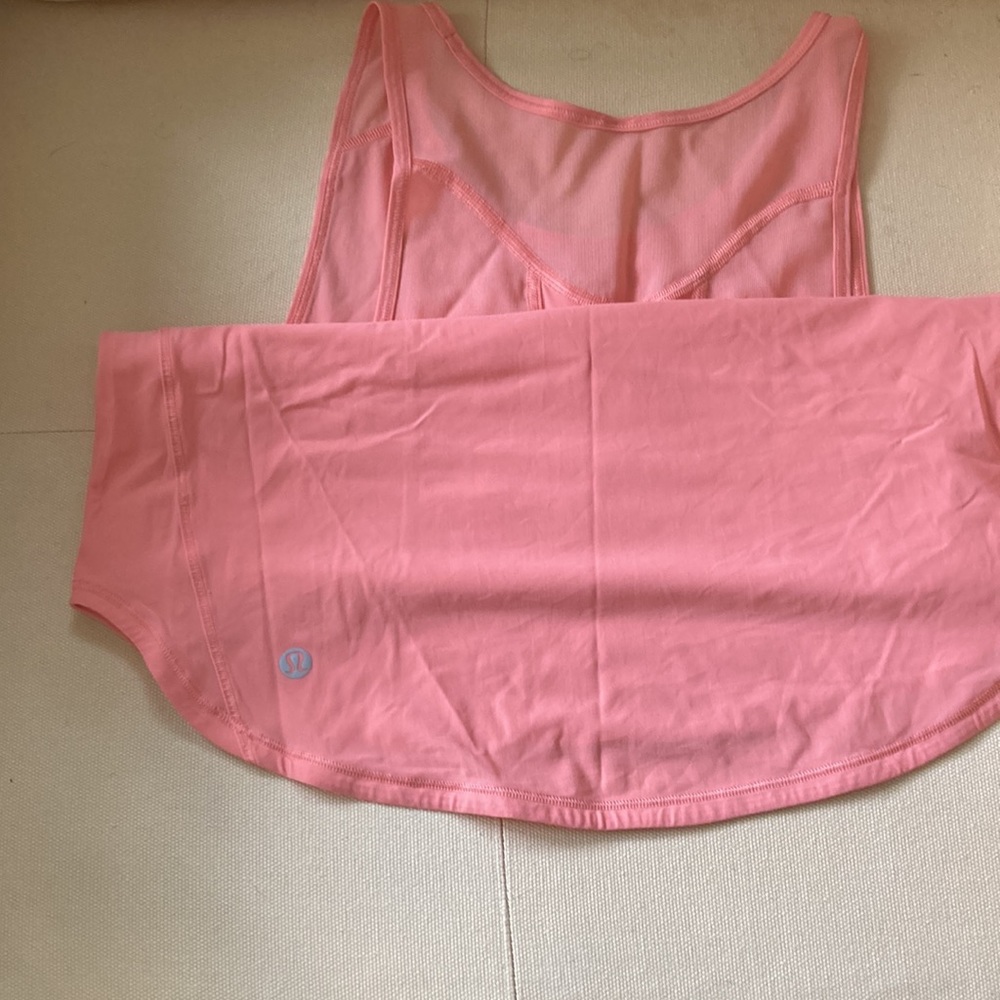Lululemon tank top - Picture 4 of 4